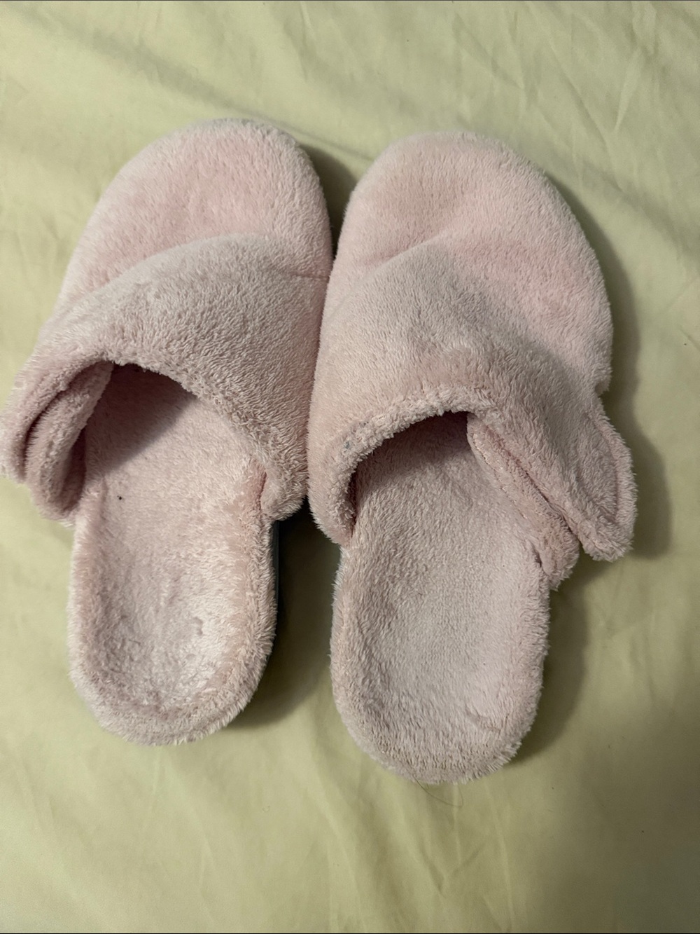 Vionic Plush Slip-On Slide Slippers — Light Pink